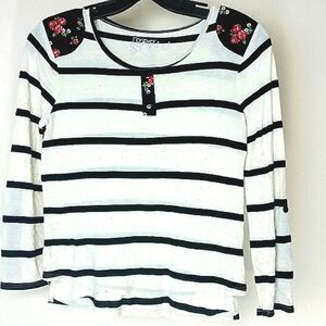 T-shirt long sleeve Cream black striped Floral